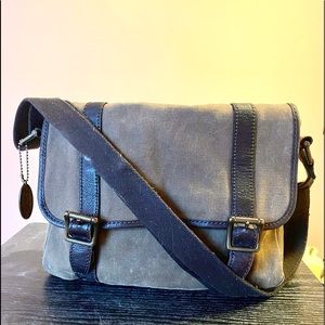 Fossil messenger bag